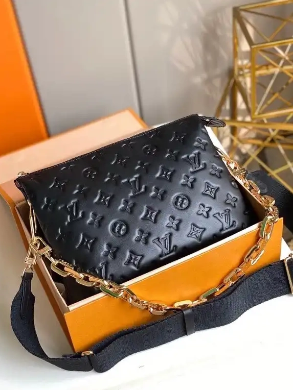 LOUIS PM VUITTON COUSSIN 0617